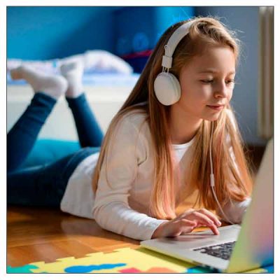 Насколько важно изучать английский уже с детства. Подходит ли детям скайп.